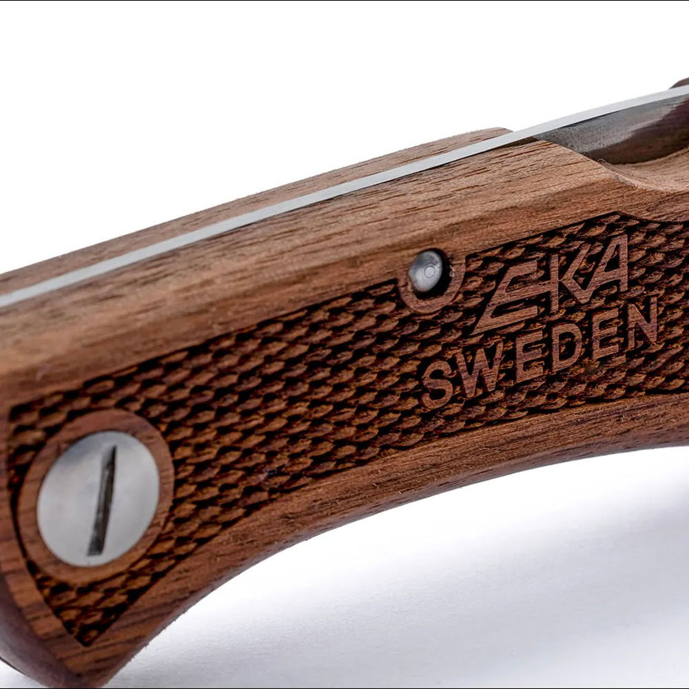 
                      
                        NUOVO Swede 88 in legno di noce
                      
                    